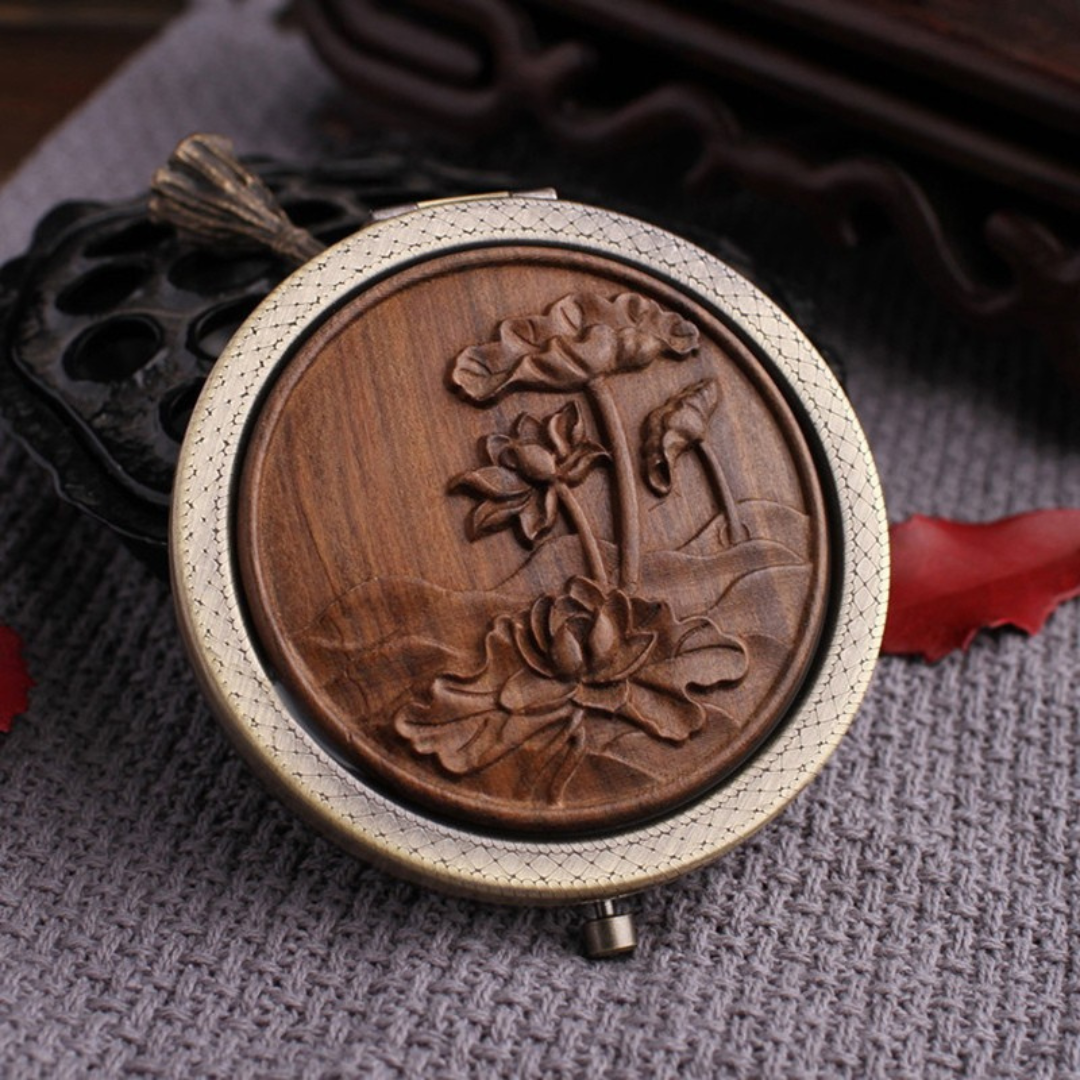 Miroir De Poche Décoratif En Bois Gravé – Image 5