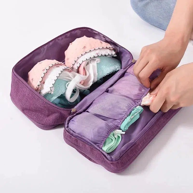 trousse de voyage en violet pour femme