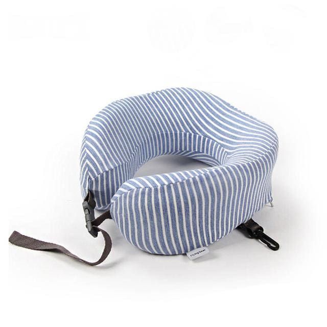 accessoire de voyage rayé et douillet