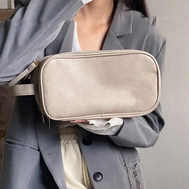 trousse cosmétique en cuir beige