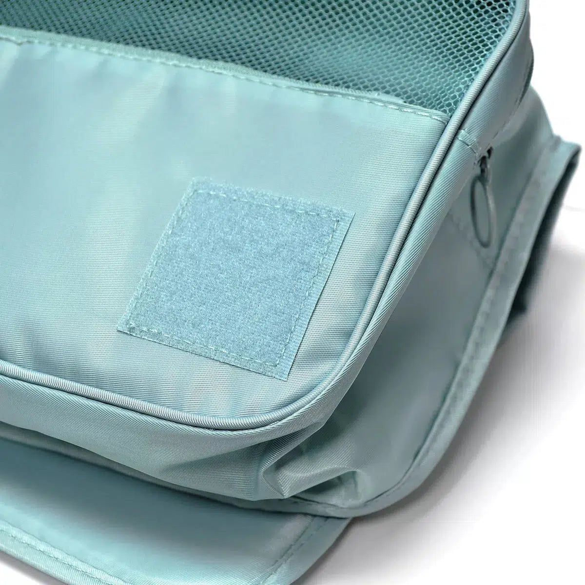 trousse de voyage bleue pour accessoires féminins