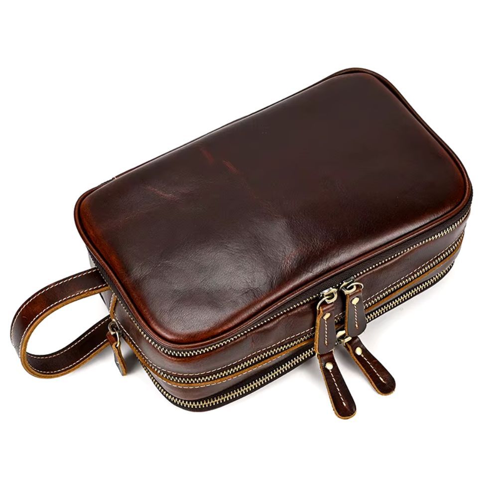 trousse de toilette en cuir pour femme élégante