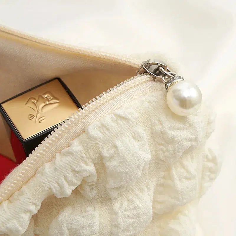 trousse de toilette matelassée pour femme beige