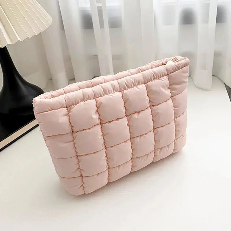 trousse de toilette matelassée rose pour femme