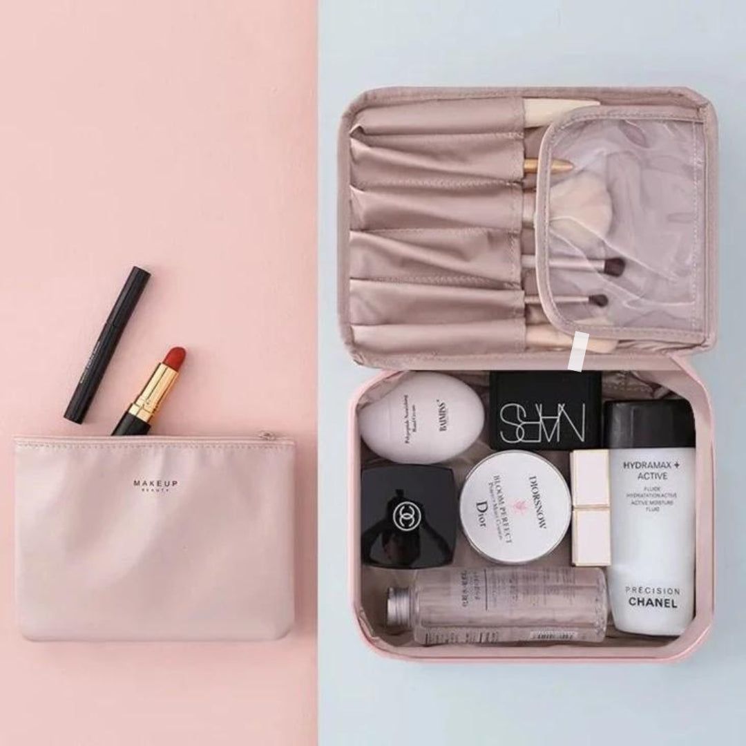 étui à maquillage élégant avec compartiments