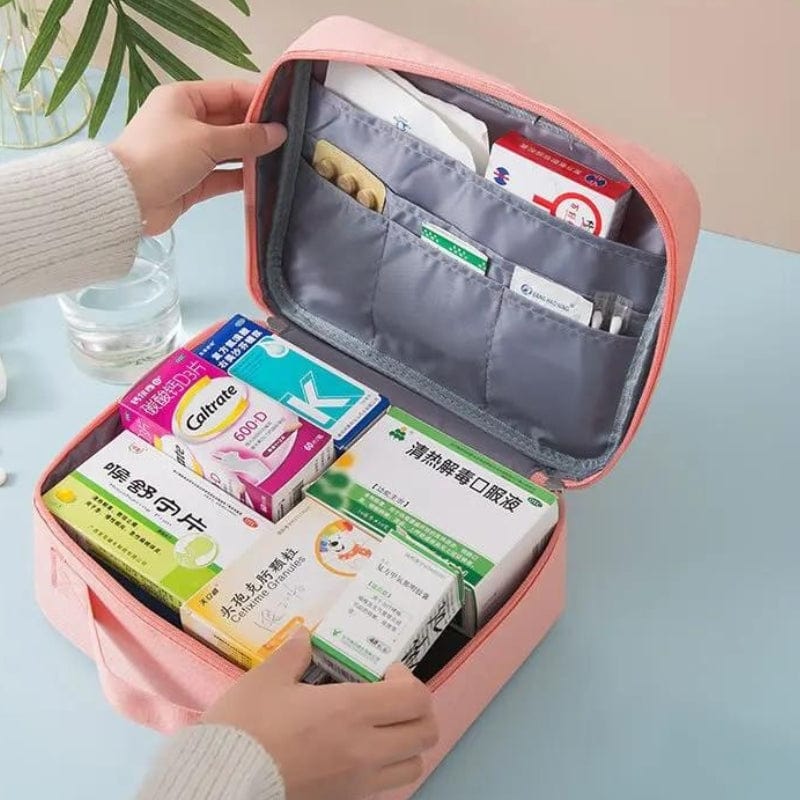 trousse vide à emporter en voyage