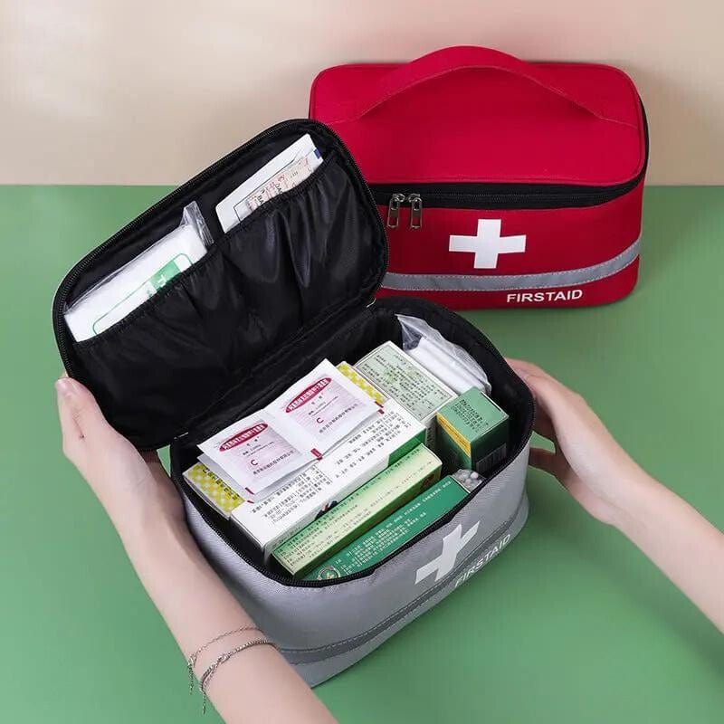 trousse de voyage pour médicaments et fournitures