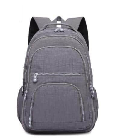cartable avec plusieurs compartiments