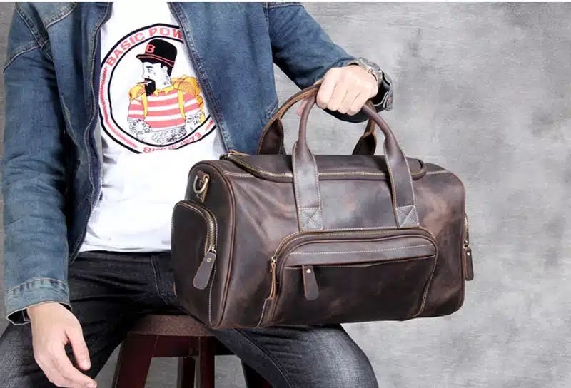 sac de voyage luxueux en cuir brun