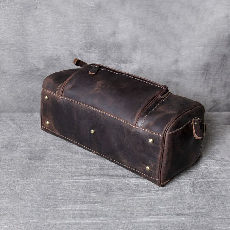 sac en cuir pour un homme élégant