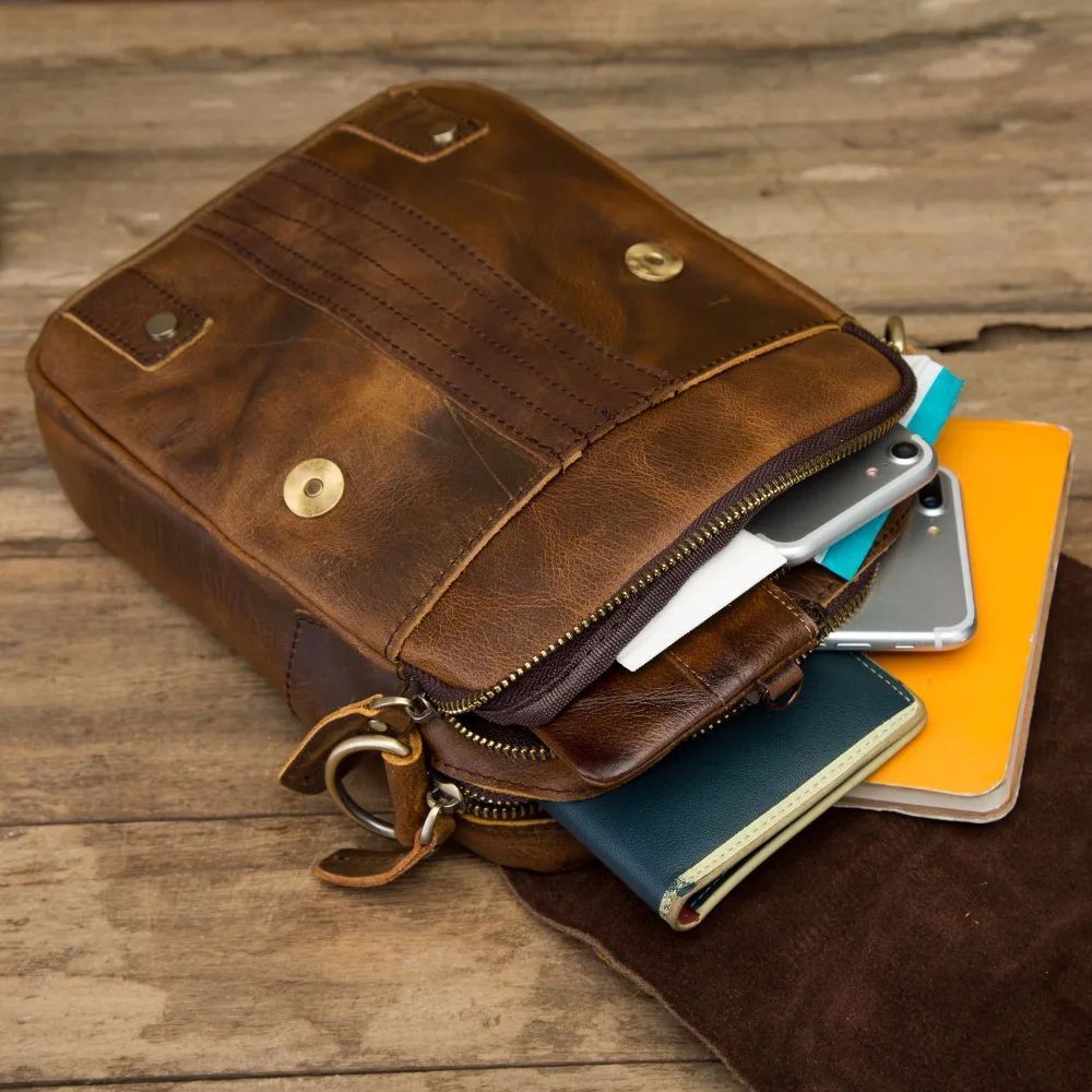 sacoche en cuir pour les voyages